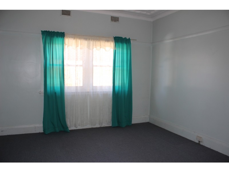 131 Rouse Street, Tenterfield NSW 2372