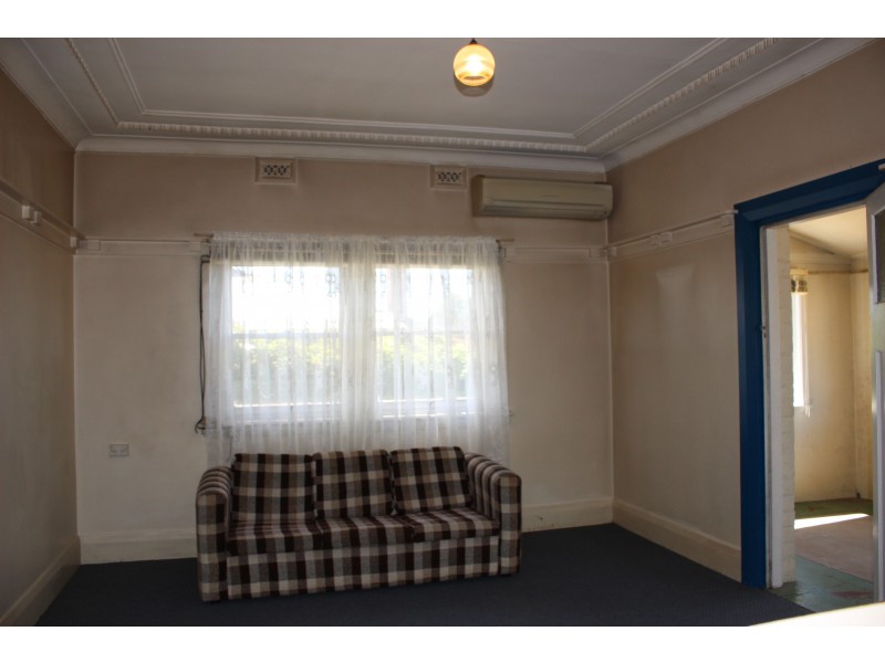 131 Rouse Street, Tenterfield NSW 2372