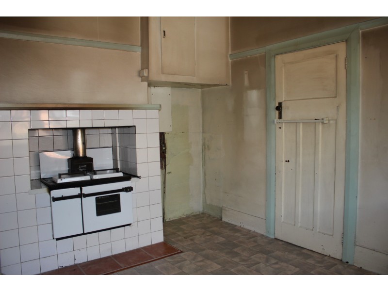131 Rouse Street, Tenterfield NSW 2372