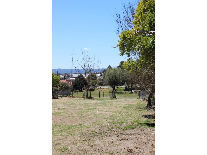 131 Rouse Street, Tenterfield NSW 2372