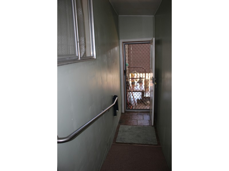 35 Railway Street, Tenterfield NSW 2372