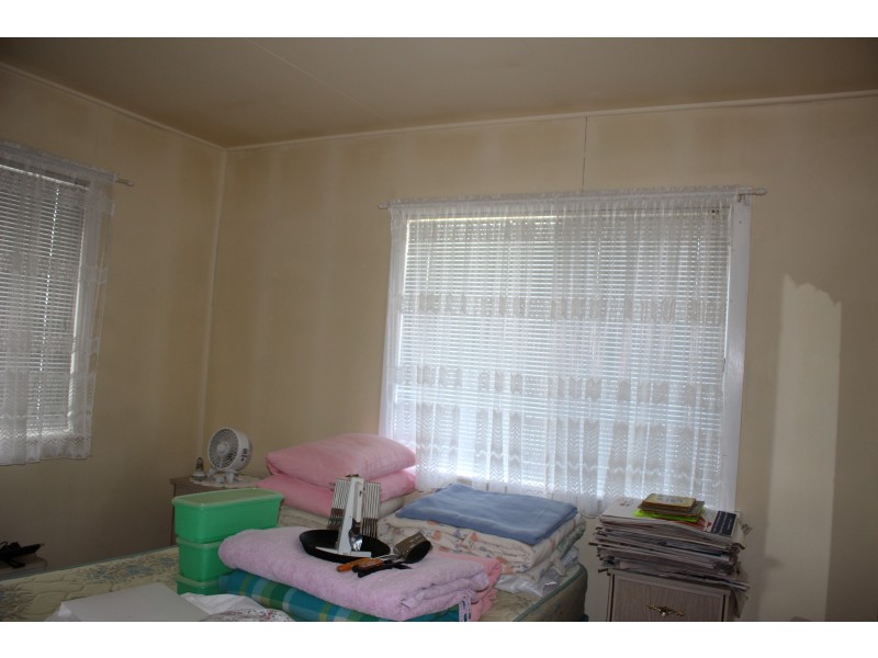 35 Railway Street, Tenterfield NSW 2372