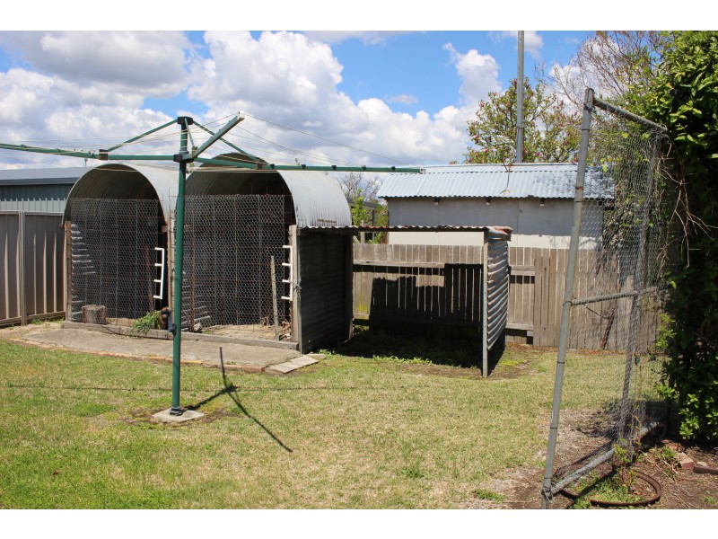 35 Railway Street, Tenterfield NSW 2372
