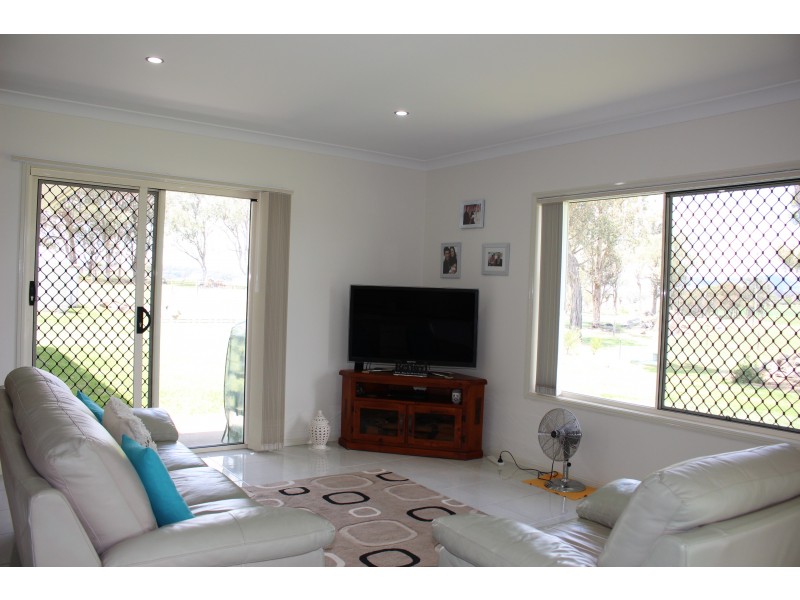 59 Schroders Road, Tenterfield NSW 2372