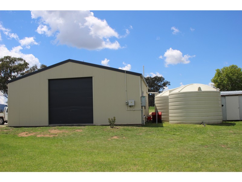 59 Schroders Road, Tenterfield NSW 2372