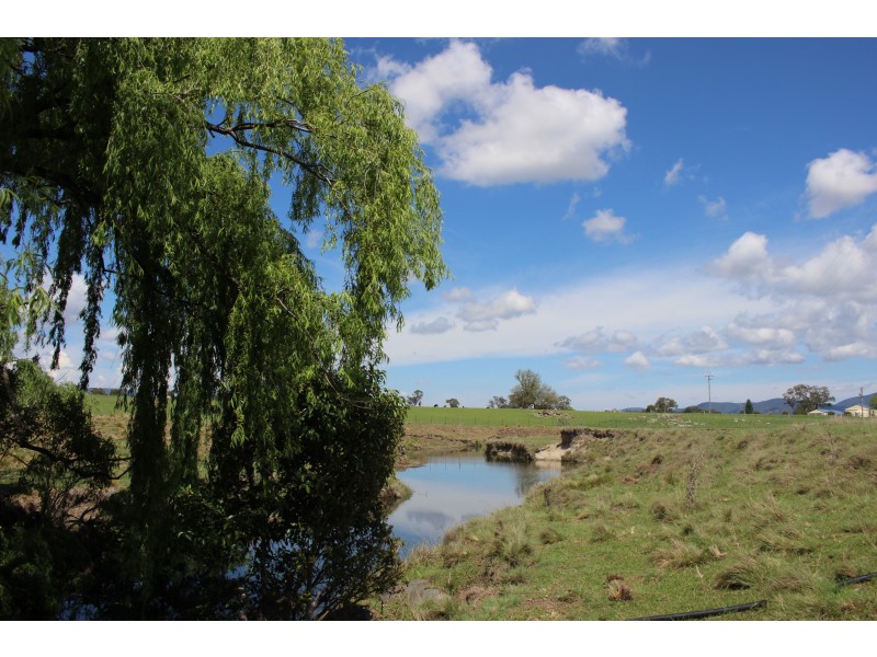 59 Schroders Road, Tenterfield NSW 2372