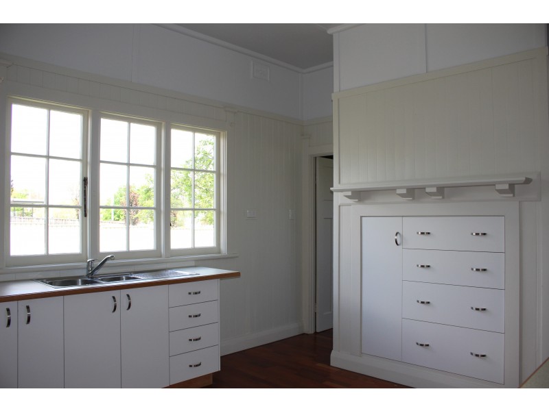 61-63 Clive Street, Tenterfield NSW 2372