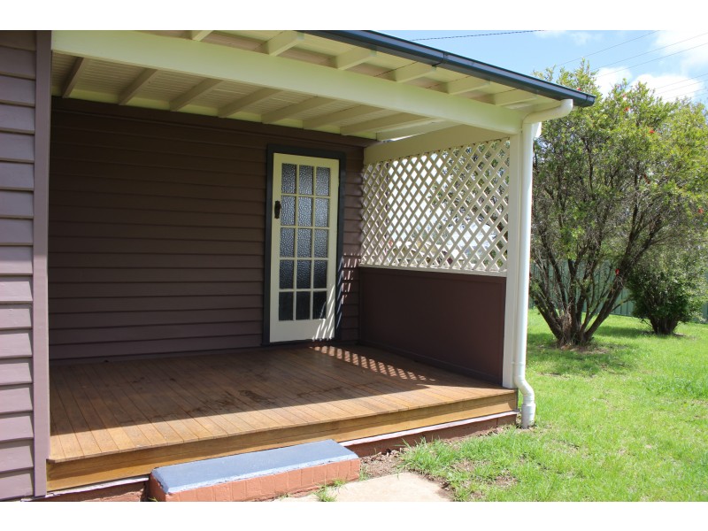 61-63 Clive Street, Tenterfield NSW 2372