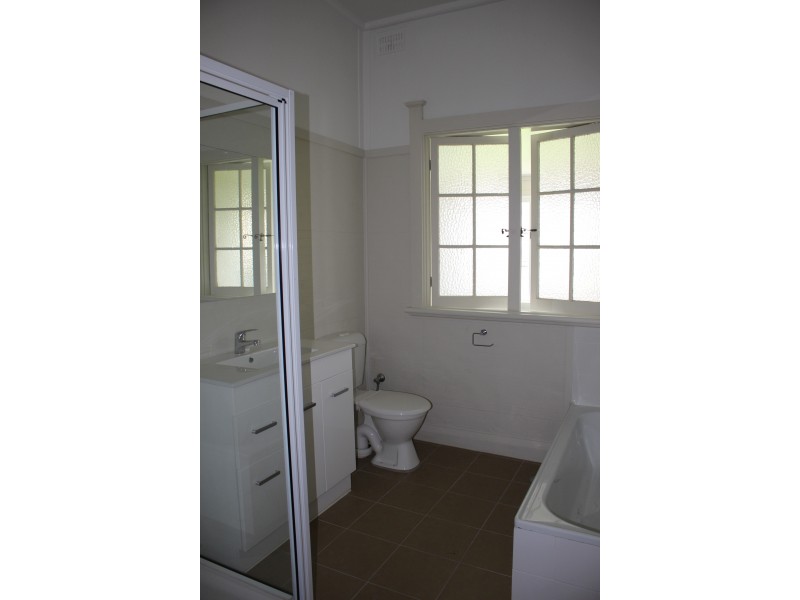 61-63 Clive Street, Tenterfield NSW 2372