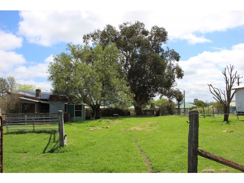 63 Clive Street, Tenterfield NSW 2372