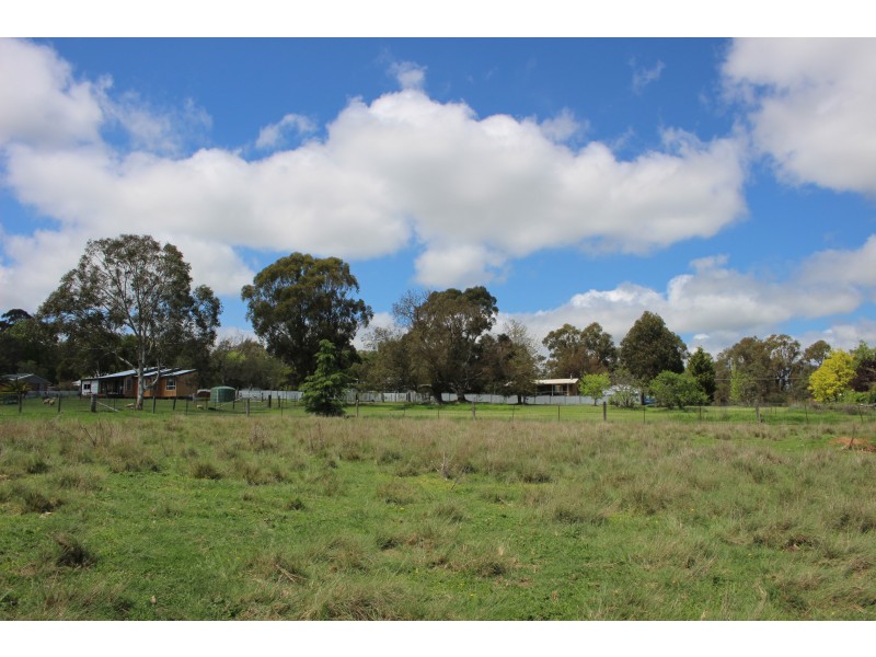 63 Clive Street, Tenterfield NSW 2372