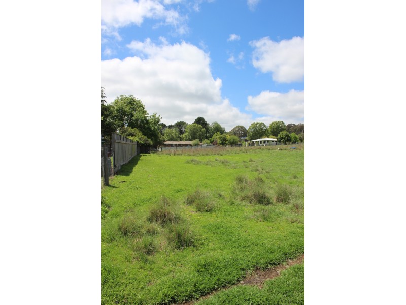 63 Clive Street, Tenterfield NSW 2372