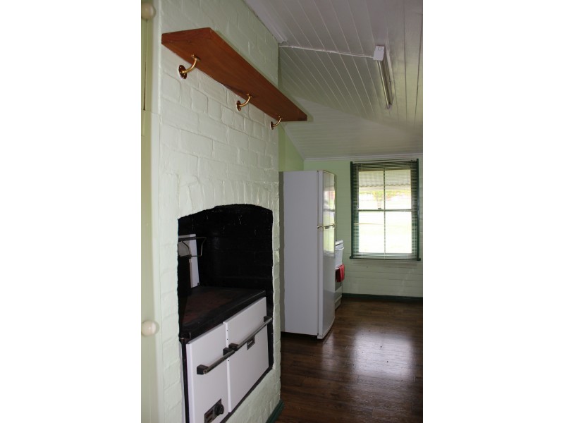 68 Scott Street, Tenterfield NSW 2372