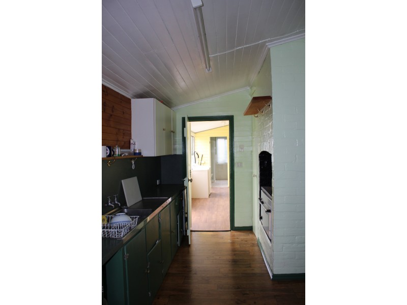 68 Scott Street, Tenterfield NSW 2372