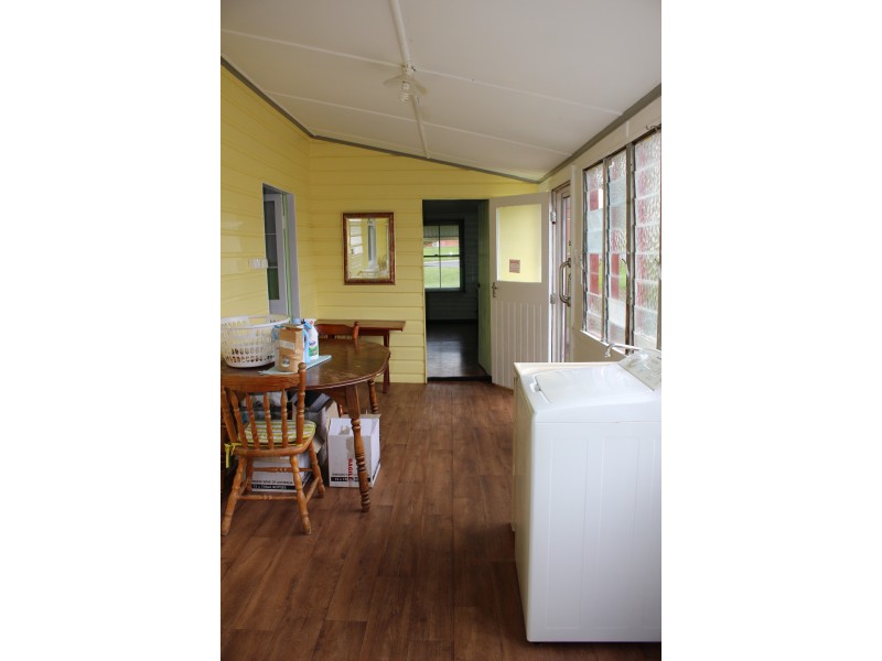 68 Scott Street, Tenterfield NSW 2372