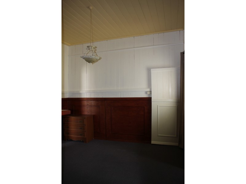 68 Scott Street, Tenterfield NSW 2372