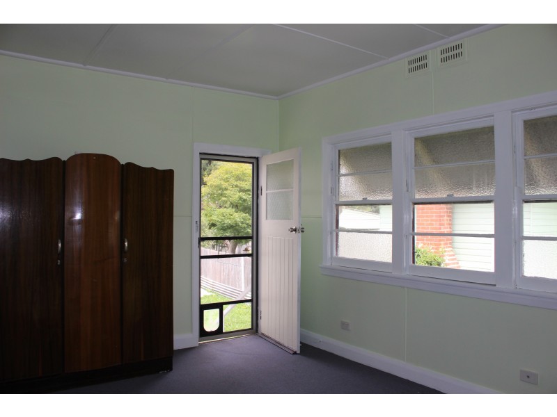 68 Scott Street, Tenterfield NSW 2372