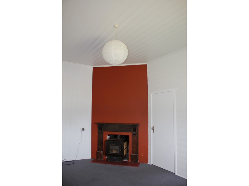 68 Scott Street, Tenterfield NSW 2372