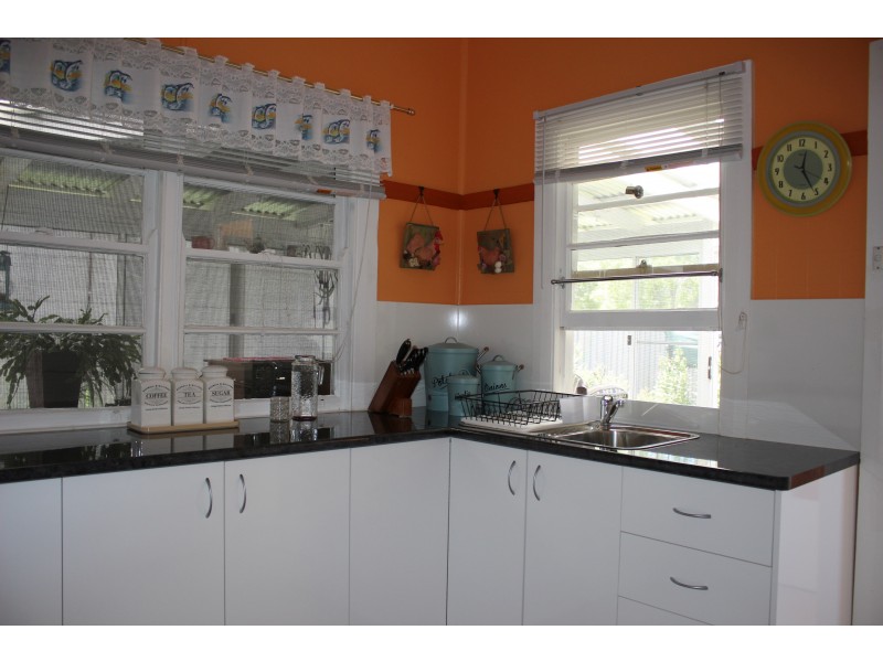 139 Petrie Street, Tenterfield NSW 2372