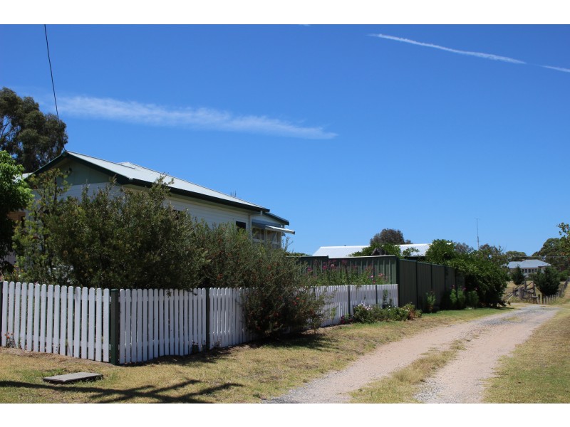 139 Petrie Street, Tenterfield NSW 2372