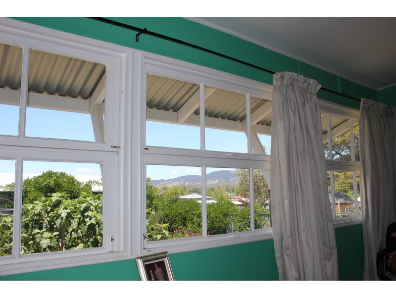 139 Petrie Street, Tenterfield NSW 2372