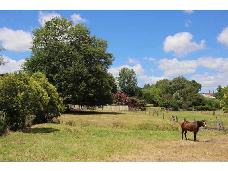 109 Miles Street, Tenterfield NSW 2372