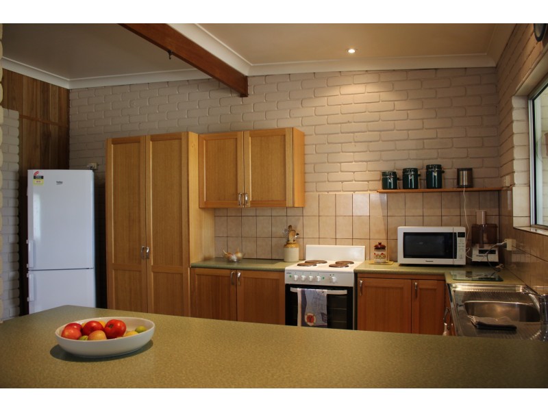 102 Bulwer Street, Tenterfield NSW 2372