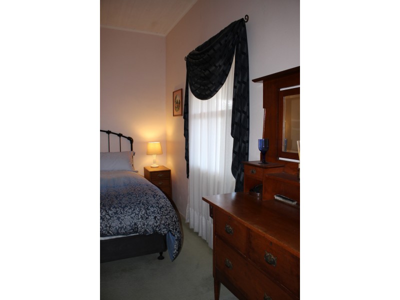 102 Bulwer Street, Tenterfield NSW 2372