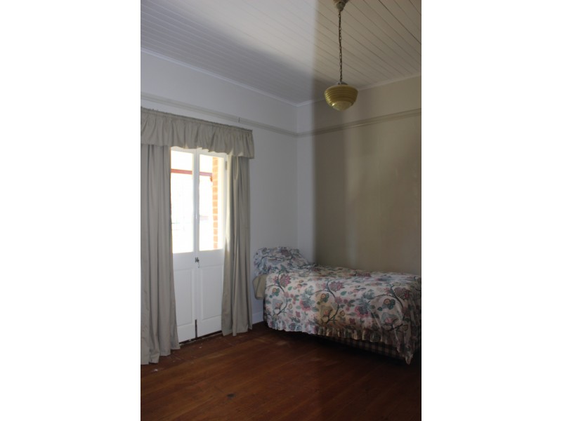 50 Wood Street, Tenterfield NSW 2372