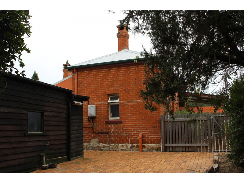 50 Wood Street, Tenterfield NSW 2372