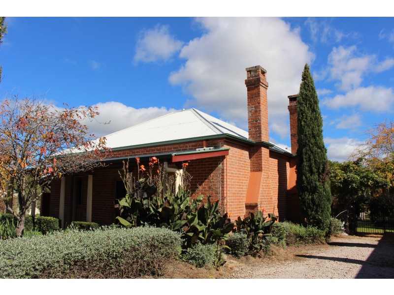 50 Wood Street, Tenterfield NSW 2372