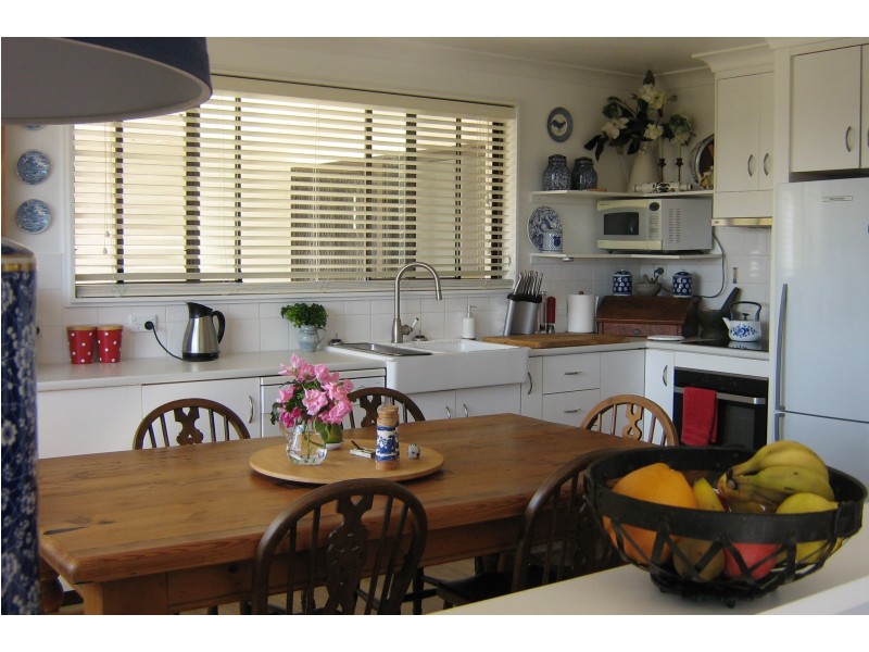 12 Wood Street, Tenterfield NSW 2372