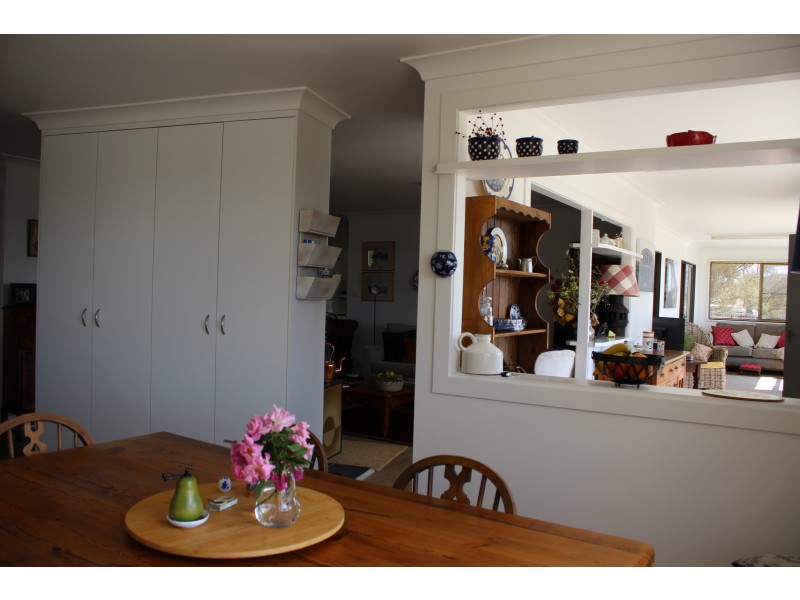 12 Wood Street, Tenterfield NSW 2372