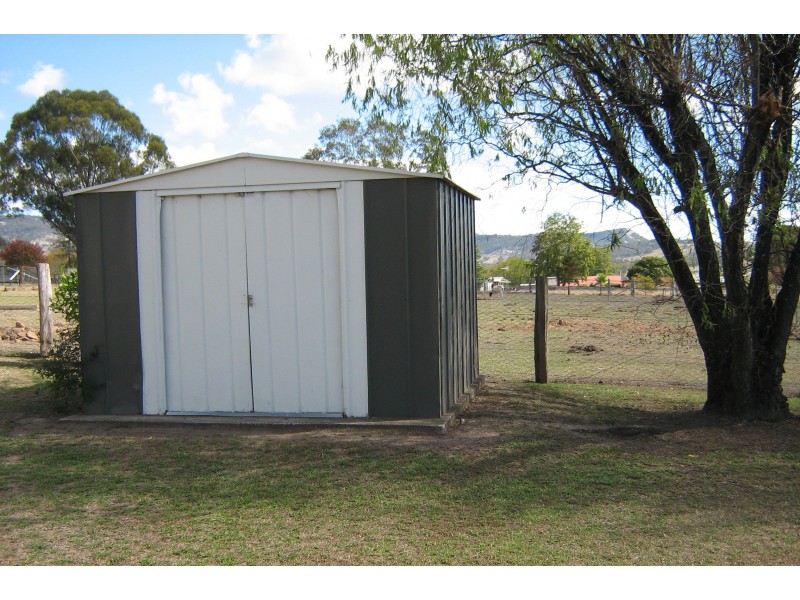 12 Wood Street, Tenterfield NSW 2372
