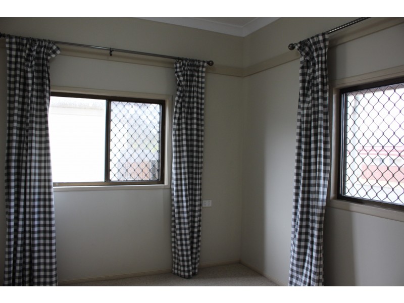 62 High Street, Tenterfield NSW 2372