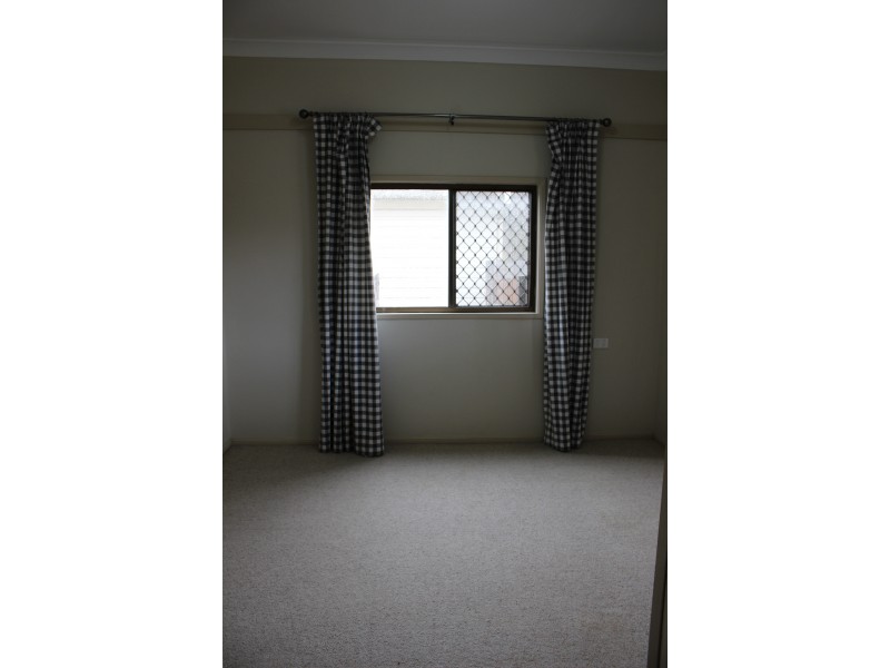 62 High Street, Tenterfield NSW 2372