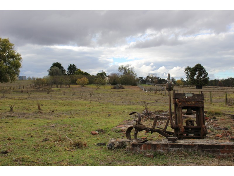 9 Drummond Street, Tenterfield NSW 2372