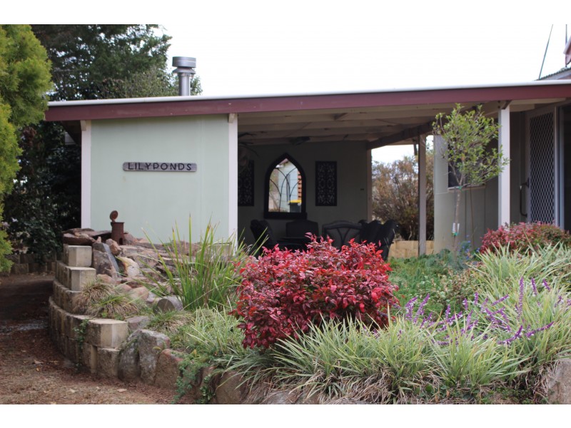 9 Drummond Street, Tenterfield NSW 2372