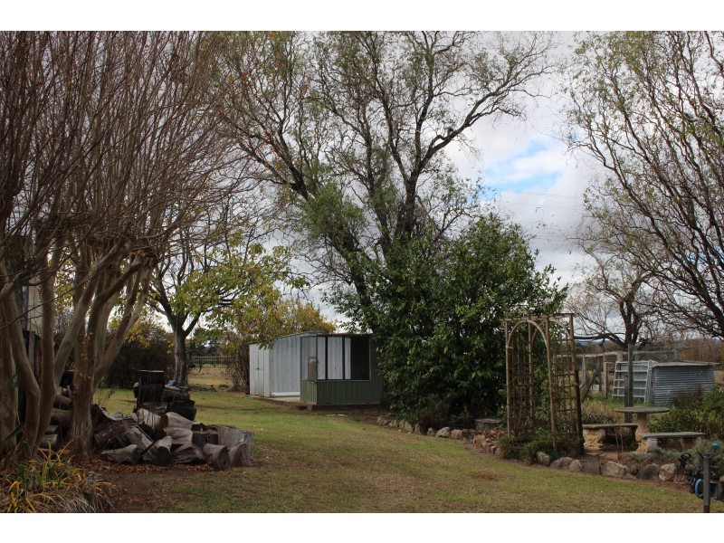 9 Drummond Street, Tenterfield NSW 2372