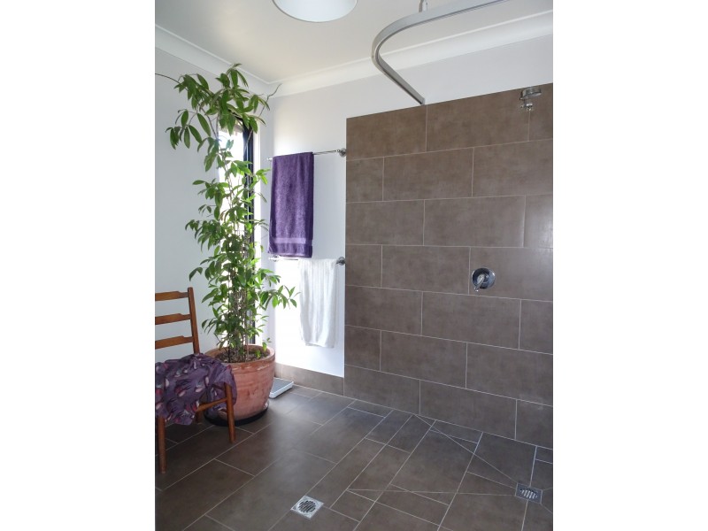 56 Ballandean Street, Jennings QLD 4383