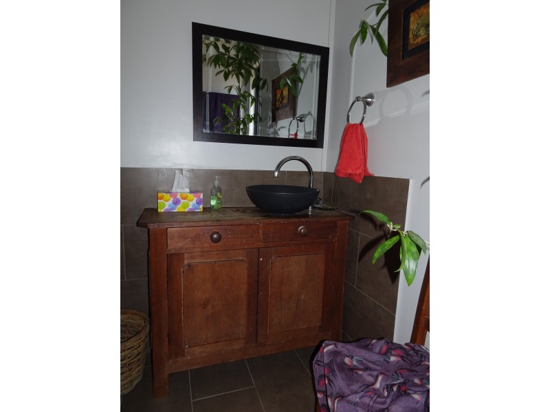 56 Ballandean Street, Jennings QLD 4383