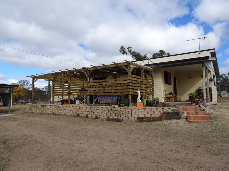 56 Ballandean Street, Jennings QLD 4383