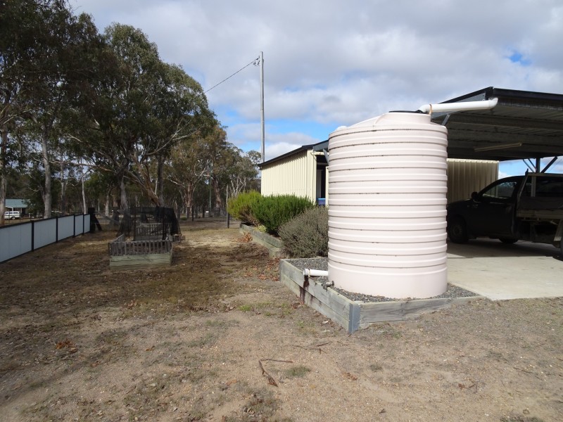 56 Ballandean Street, Jennings QLD 4383