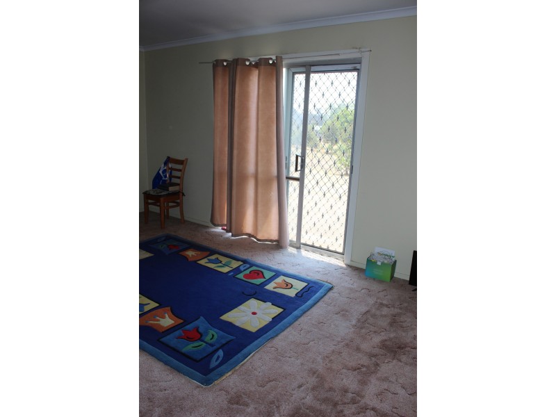 74 Molesworth Street, Tenterfield NSW 2372