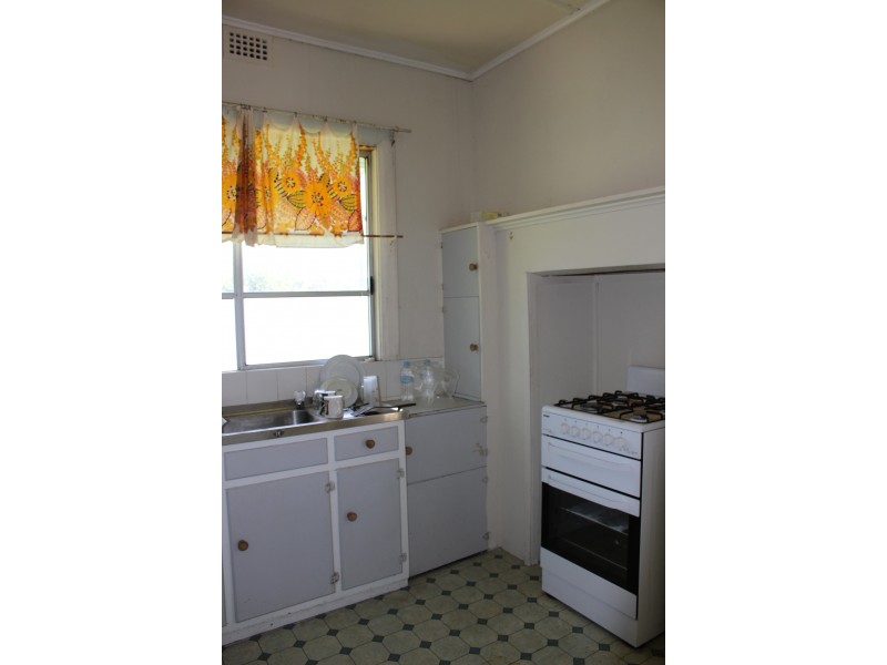 93 Scott Street, Tenterfield NSW 2372