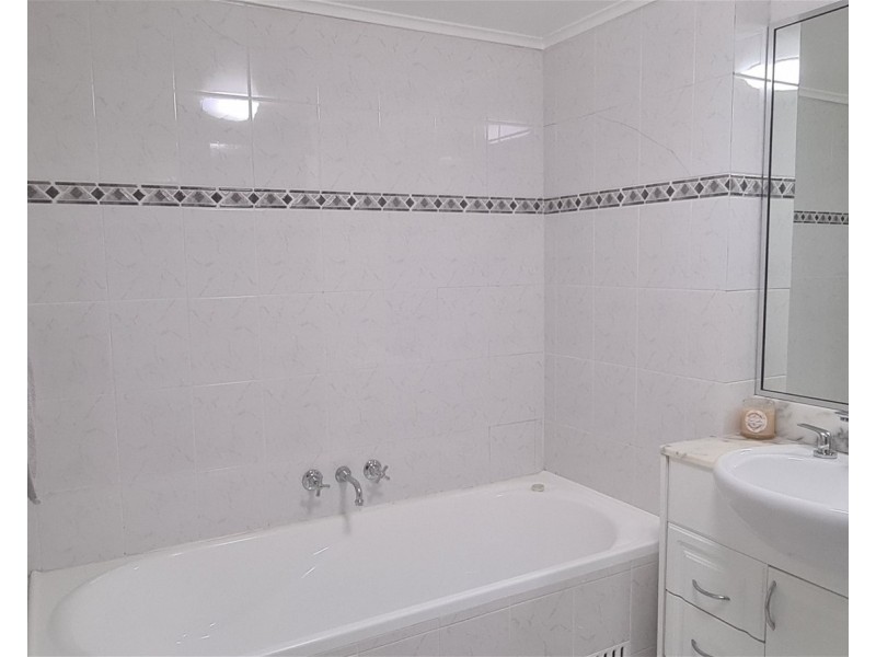 Unit 403/6 Watt Street, Newcastle NSW 2300