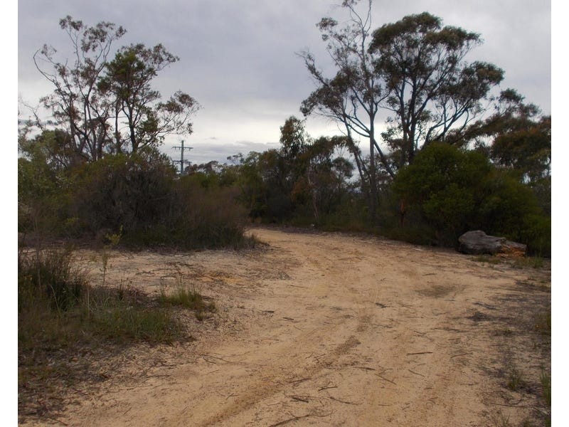 24 Hilltop Cresent, Lawson NSW 2783