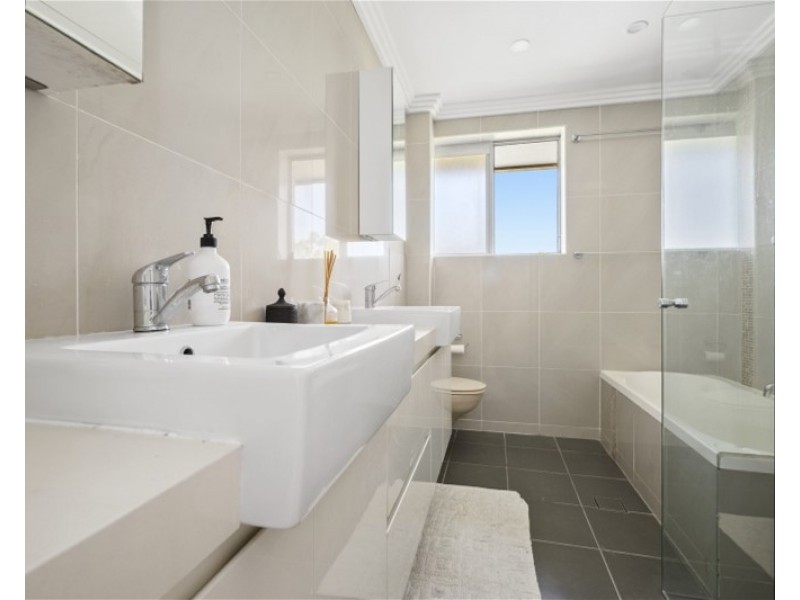 9/61 Wyndora Avenue, Freshwater NSW 2096