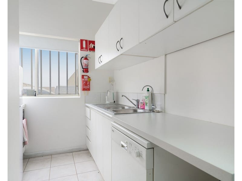 1/153 Rockingham Road, Hamilton Hill WA 6163