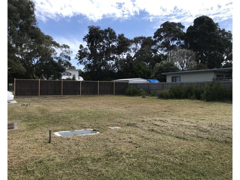 61 Toorak Road, Inverloch VIC 3996